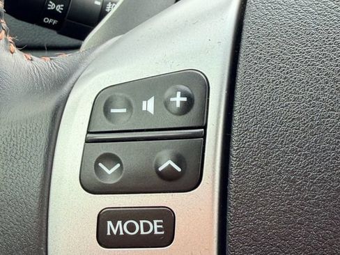 Used 2012 Lexus IS 350C w/ Luxury Pkg RWD image 36