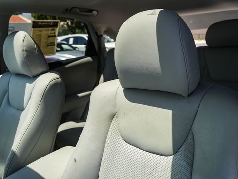 Used 2011 Lexus RX 350 2WD w/ Premium Pkg image 24