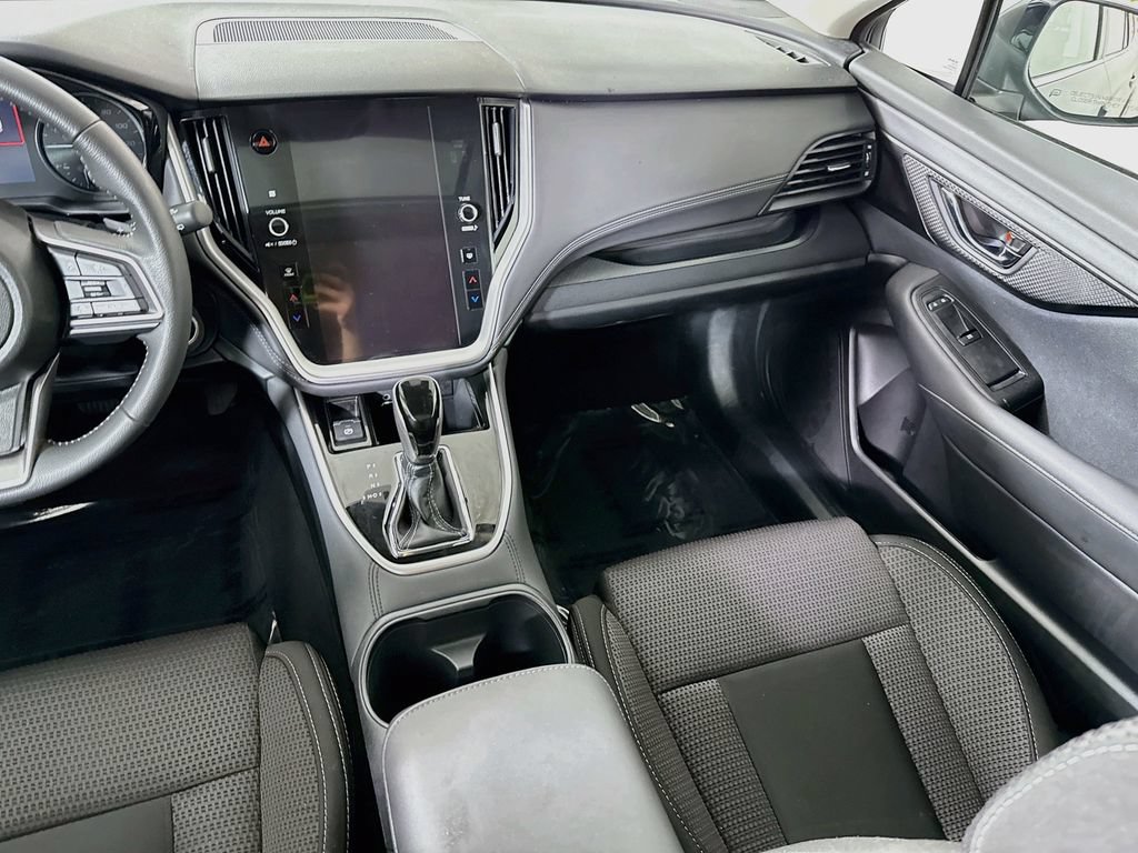Used 2025 Subaru Outback Premium AWD/4WD image 28