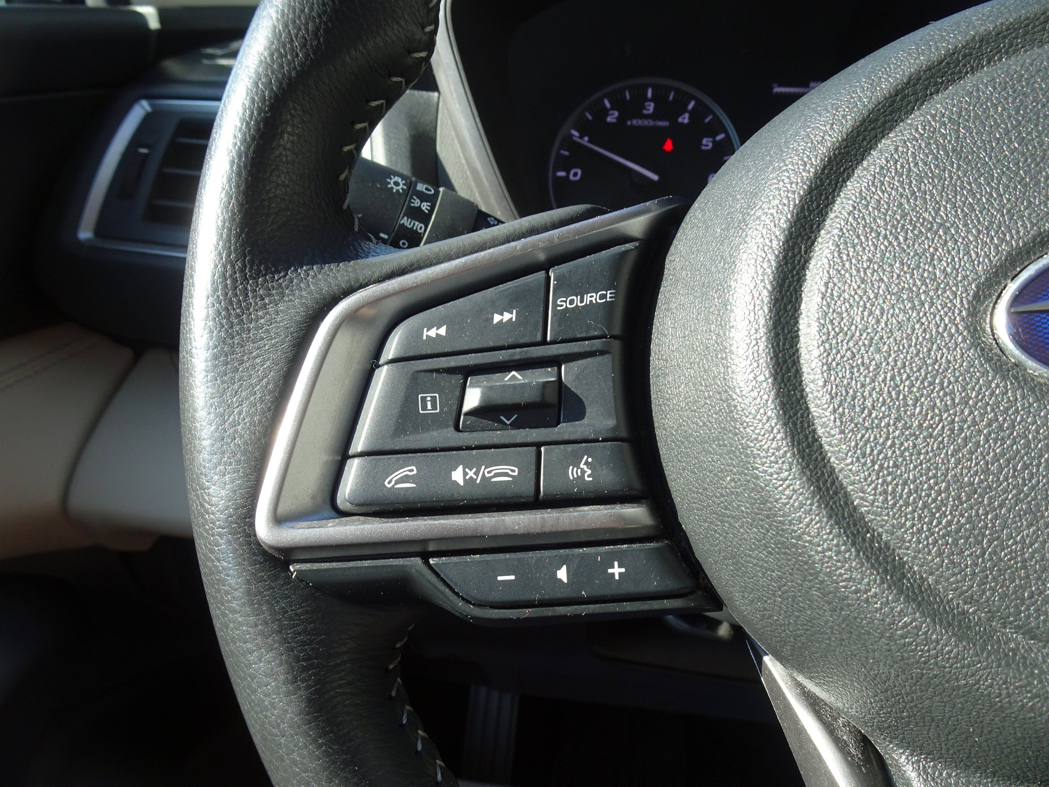 Used 2024 Subaru Ascent Limited AWD/4WD image 21