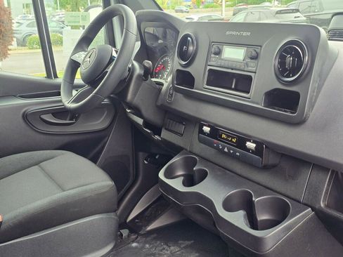 New 2026 Mercedes-Benz Sprinter 2500 image 22