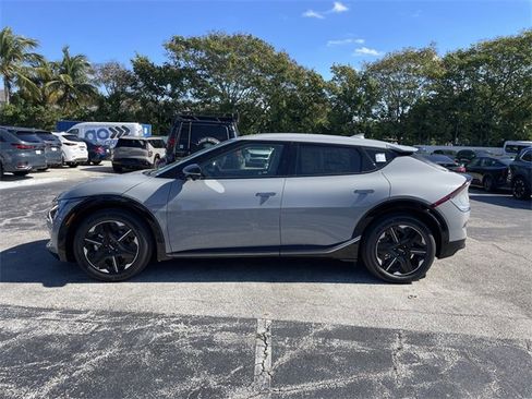 New 2025 Kia EV6 Wind image 5