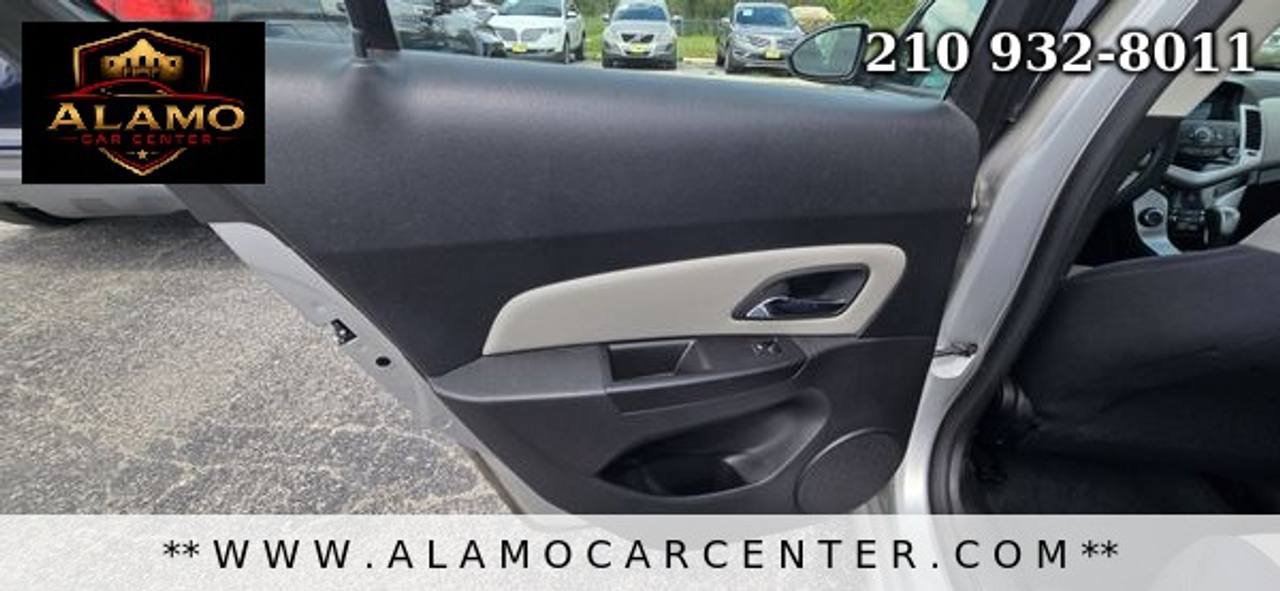 Used 2014 Chevrolet Cruze LS FWD image 29