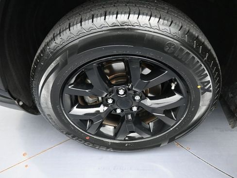 Certified 2022 Toyota RAV4 LE image 22