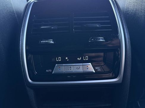 Used 2019 BMW X5 xDrive40i w/ Executive Package AWD/4WD image 41