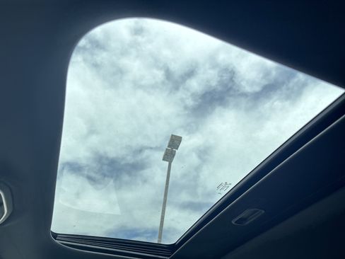 New 2025 Jeep Grand Cherokee L Altitude image 29