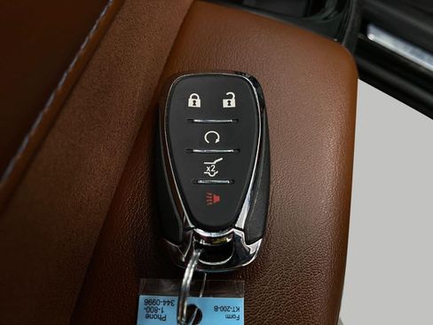 Used 2019 Chevrolet Traverse High Country AWD/4WD image 35