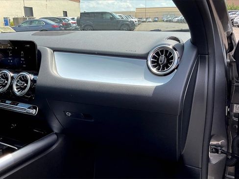 Used 2025 Mercedes-Benz GLA 35 AMG 4MATIC image 14