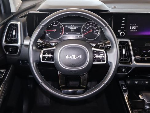 Used 2022 Kia Sorento SX FWD image 18