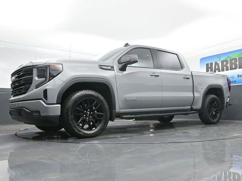 Used 2024 GMC Sierra 1500 Elevation AWD/4WD image 18