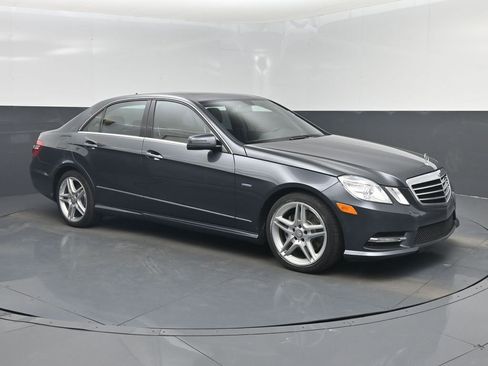 Used 2012 Mercedes-Benz E 350 4MATIC Sedan image 1