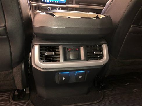 Used 2024 Ford F150 Lariat w/ Equipment Group 502A High image 35