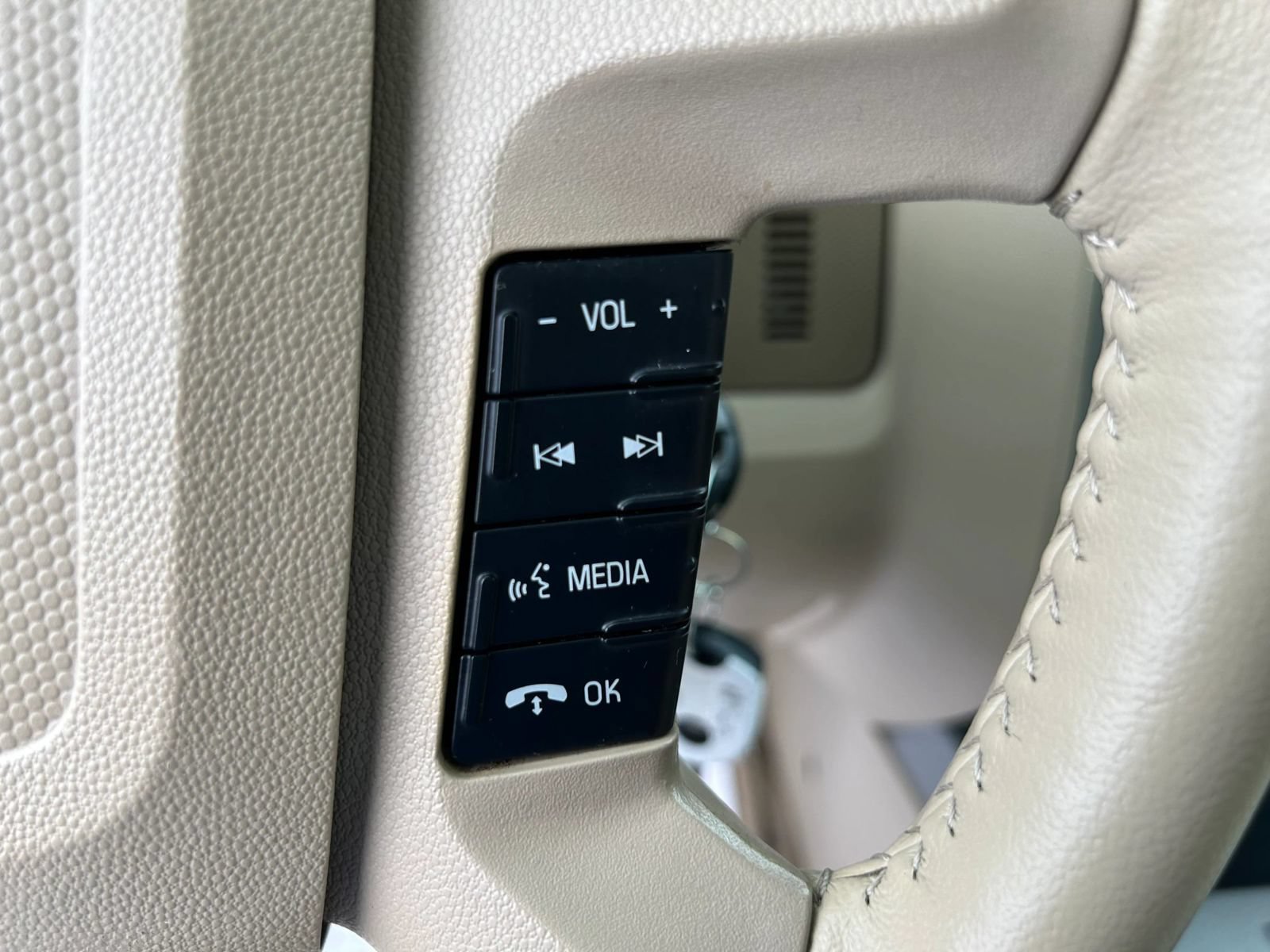 Used 2011 Ford Escape XLT w/ 203A Rapid Spec Order Code FWD image 13