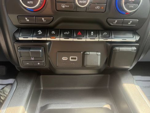 Used 2020 Chevrolet Silverado 1500 RST AWD/4WD image 28