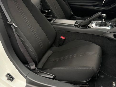 Used 2020 MAZDA MX-5 Miata RF Club image 24