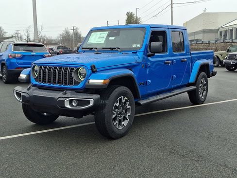 New 2026 Jeep Gladiator Sport image 2