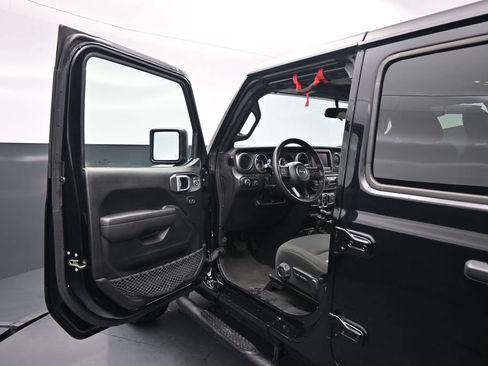 Used 2023 Jeep Wrangler Unlimited Sport AWD/4WD image 9