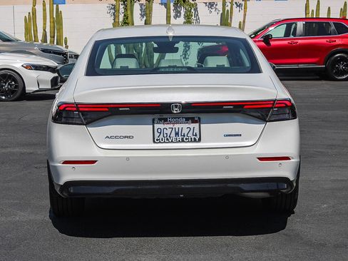 Used 2023 Honda Accord EX-L image 8