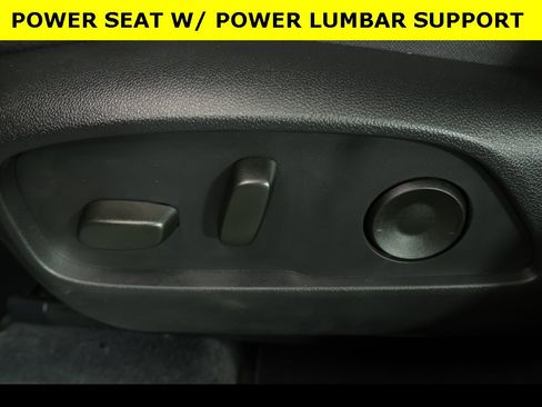 Used 2026 Chevrolet Equinox LT w/ Convenience Package II image 5