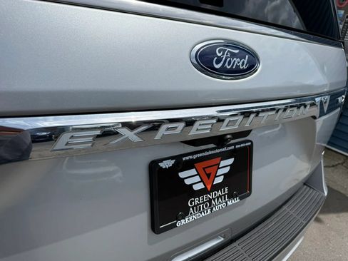 Used 2019 Ford Expedition Max Limited w/ Cargo Package AWD/4WD image 39