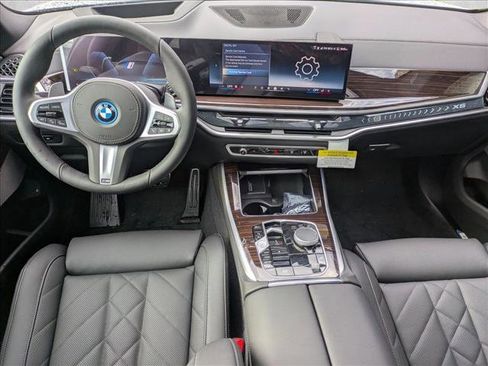 New 2026 BMW X5 xDrive50e w/ M Sport Package image 16
