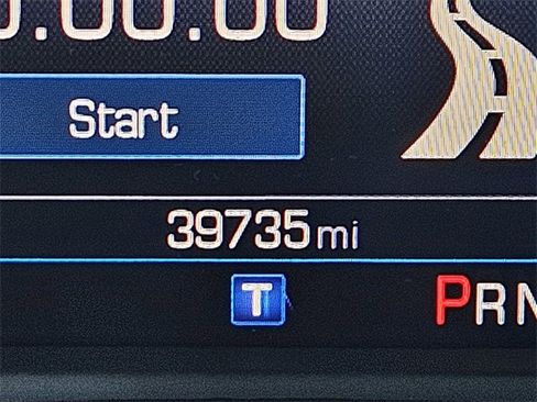 Used 2023 Chevrolet Camaro LT w/ Technology Package image 28