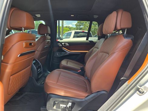Used 2023 BMW X7 M60i w/ Executive Package AWD/4WD image 15