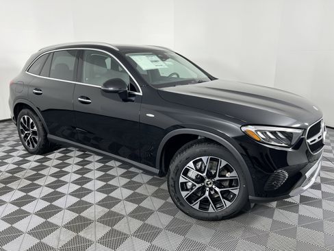 New 2025 Mercedes-Benz GLC 350e 4MATIC image 5