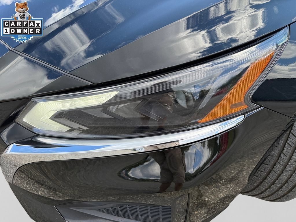 Certified 2024 Nissan Altima 2.5 SV FWD image 20