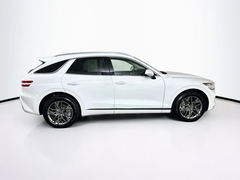 Used 2025 Genesis GV70 2.5T AWD/4WD image 10