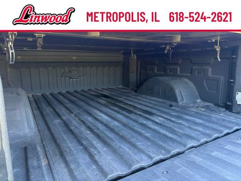 Used 2021 Chevrolet Silverado 1500 LT Trail Boss w/ Convenience Package II AWD/4WD image 6