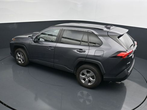 Used 2022 Toyota RAV4 XLE AWD/4WD image 27