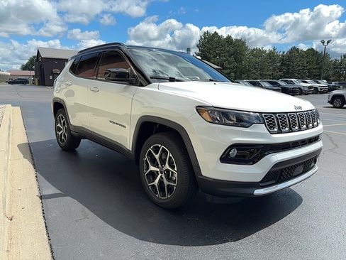 New 2026 Jeep Compass Limited AWD/4WD image 4