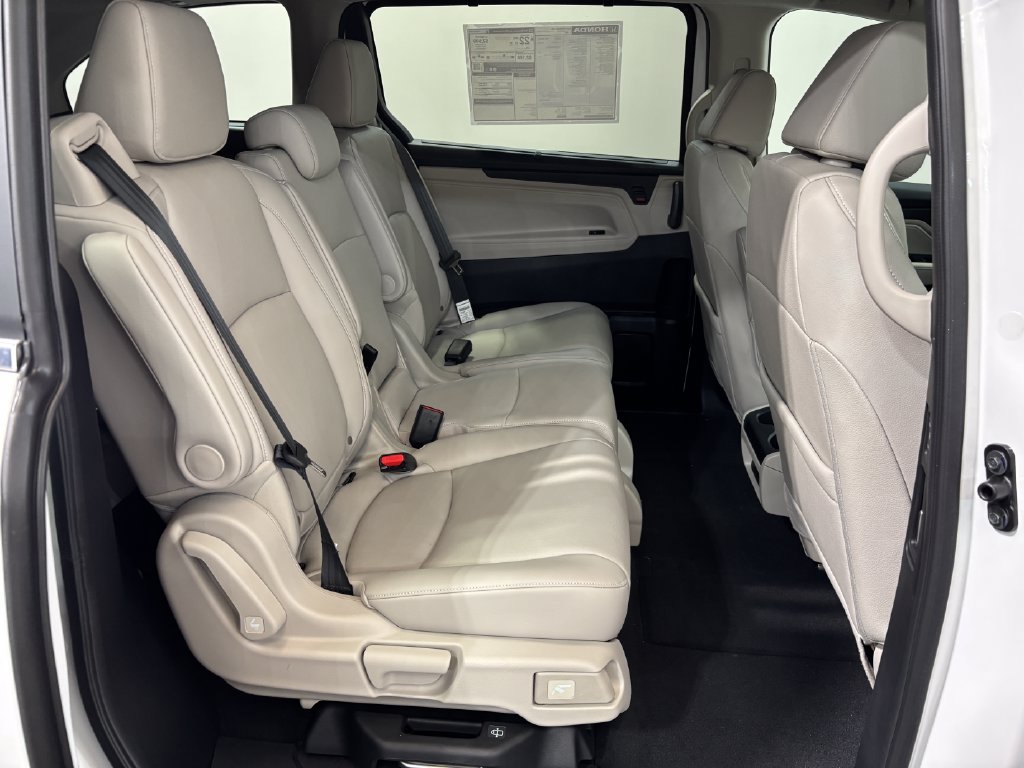 New 2027 Honda Odyssey EX-L image 14