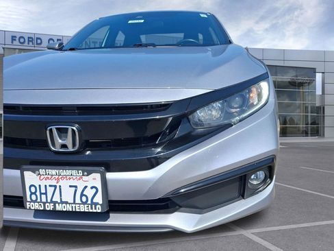 Used 2019 Honda Civic Sport image 32