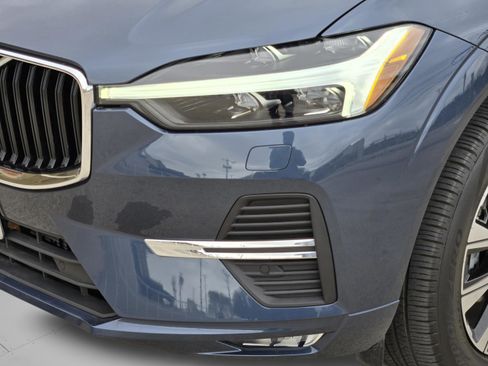 Used 2023 Volvo XC60 B5 Core w/ Climate Package image 14