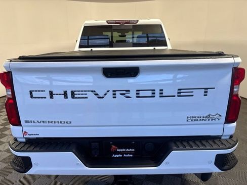 Used 2020 Chevrolet Silverado 2500 High Country w/ Z71 Off-Road Package AWD/4WD image 5
