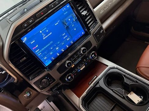 Used 2022 Ford F350 King Ranch w/ Chrome Package image 28