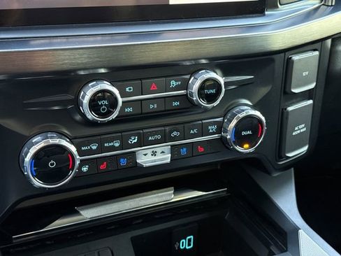 Used 2025 Ford F250 Lariat w/ Lariat Ultimate Package image 26