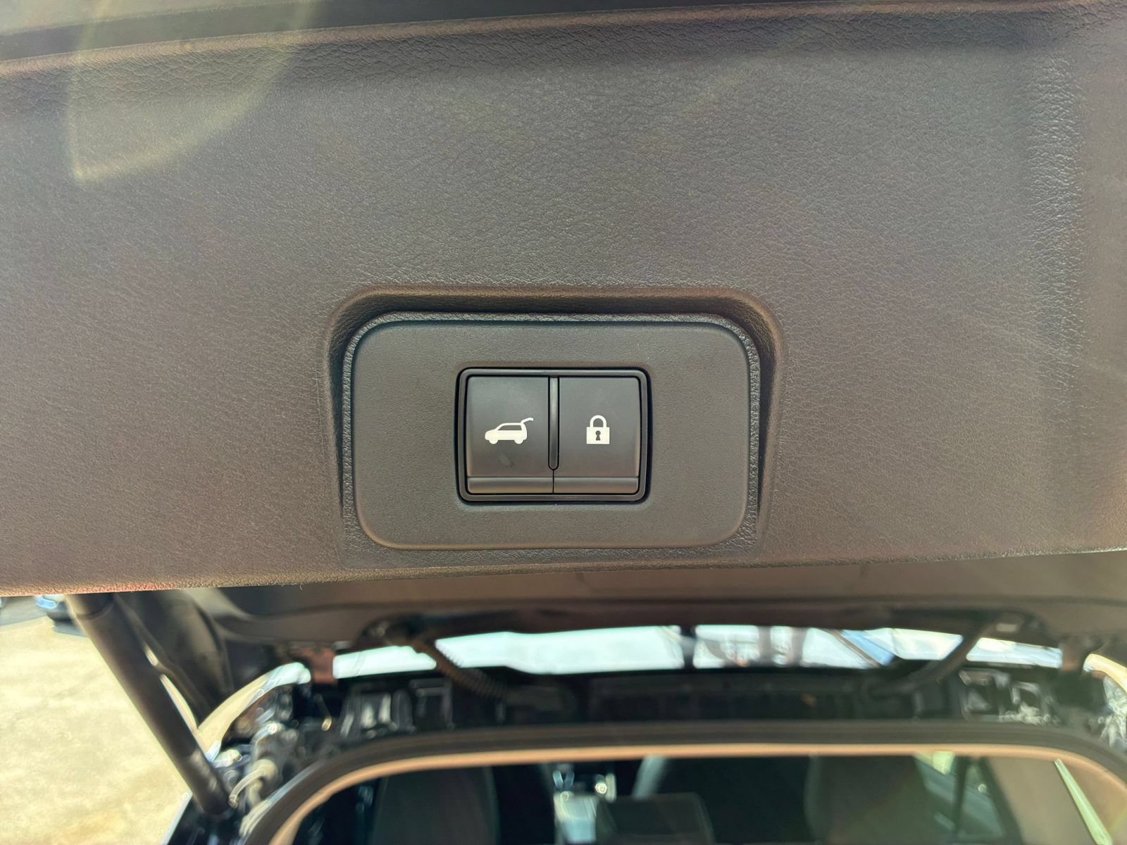 Used 2026 Nissan Rogue SL FWD image 22
