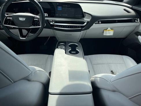 Certified 2024 Cadillac Lyriq Sport RWD image 12