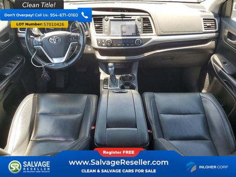 Used 2019 Toyota Highlander XLE FWD image 11