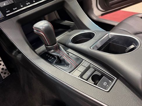 Used 2020 Toyota Avalon XSE FWD image 48