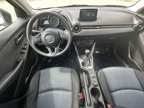 Used 2018 Toyota Yaris iA image 22