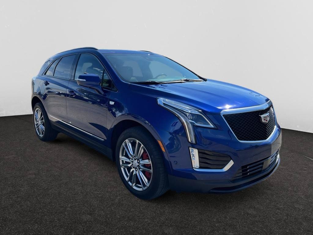 Certified 2026 Cadillac XT5 Sportv w/ LPO, Floor Liner Package AWD/4WD image 4