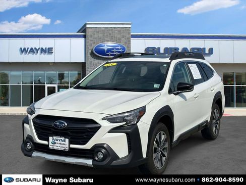 Certified 2025 Subaru Outback Limited AWD/4WD image 2