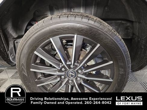 Used 2024 Lexus GX 550 w/ Accessory Package (2T) AWD/4WD image 12
