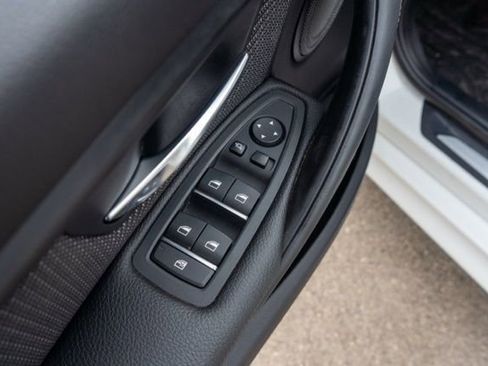 Used 2018 BMW M3 RWD image 19