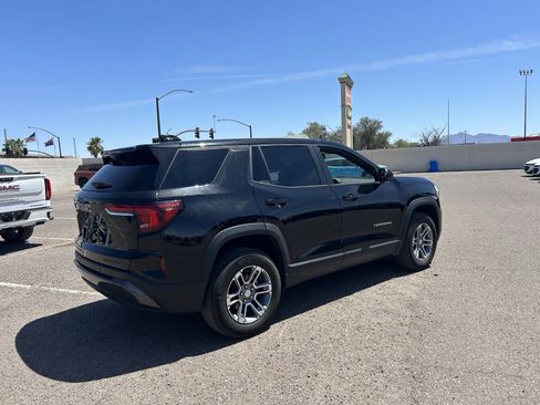Used 2025 GMC Terrain Elevation AWD/4WD image 4