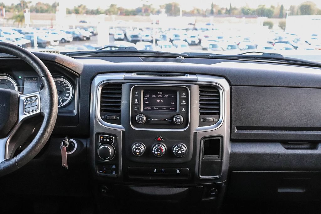 Used 2024 RAM 1500 Warlock AWD/4WD image 15